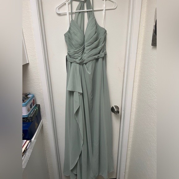 agave bridesmaid dresses Leely Women Agave Long Bridesmaid Dress Halter Sheath Satin Formal Dress  Wedding Guest Dress – leelyuk main image 0